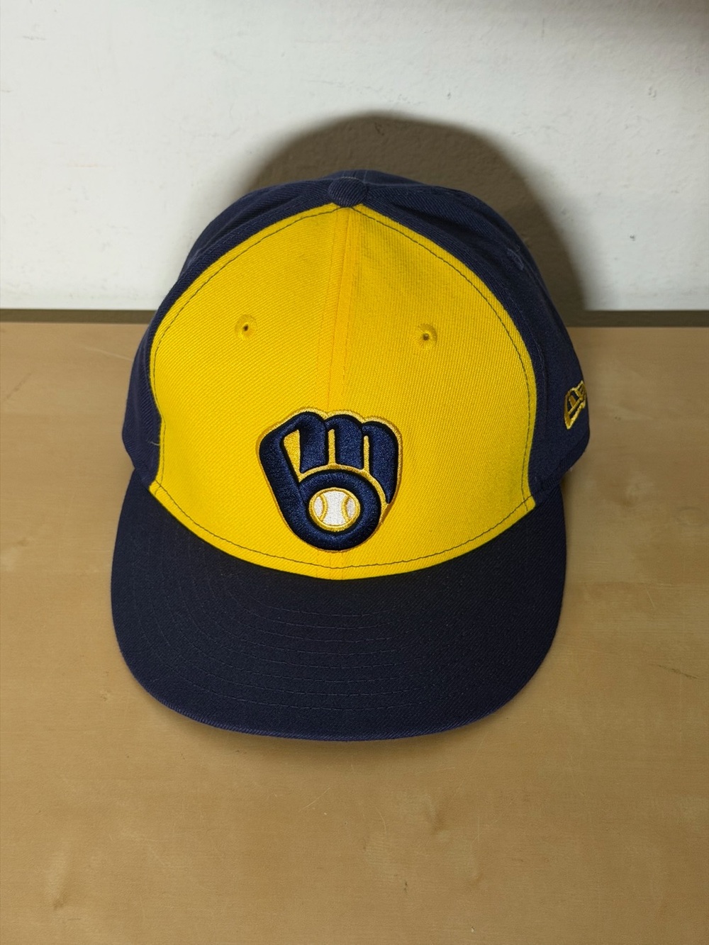 New Era Milwaukee Brewers On-Field 59FIFTY Fitted Hat Size 7 Yellow Navy